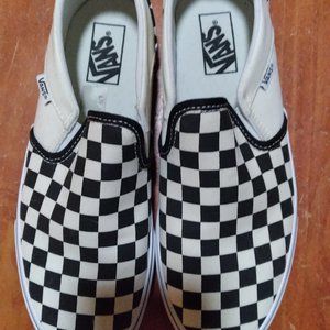 Vans slip on shoes